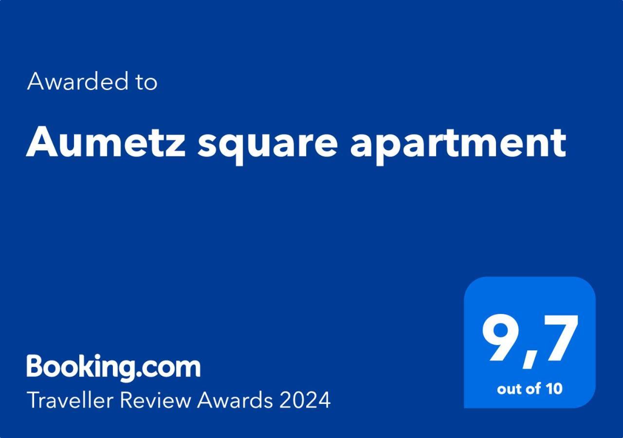 Aumetz Square Apartment Идрия Экстерьер фото
